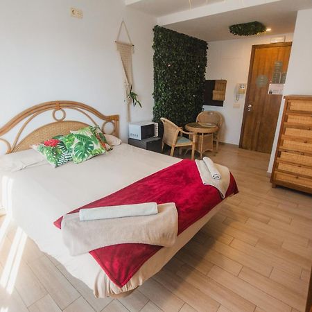 Banana Beach Patacona Rooms Alboraia Esterno foto
