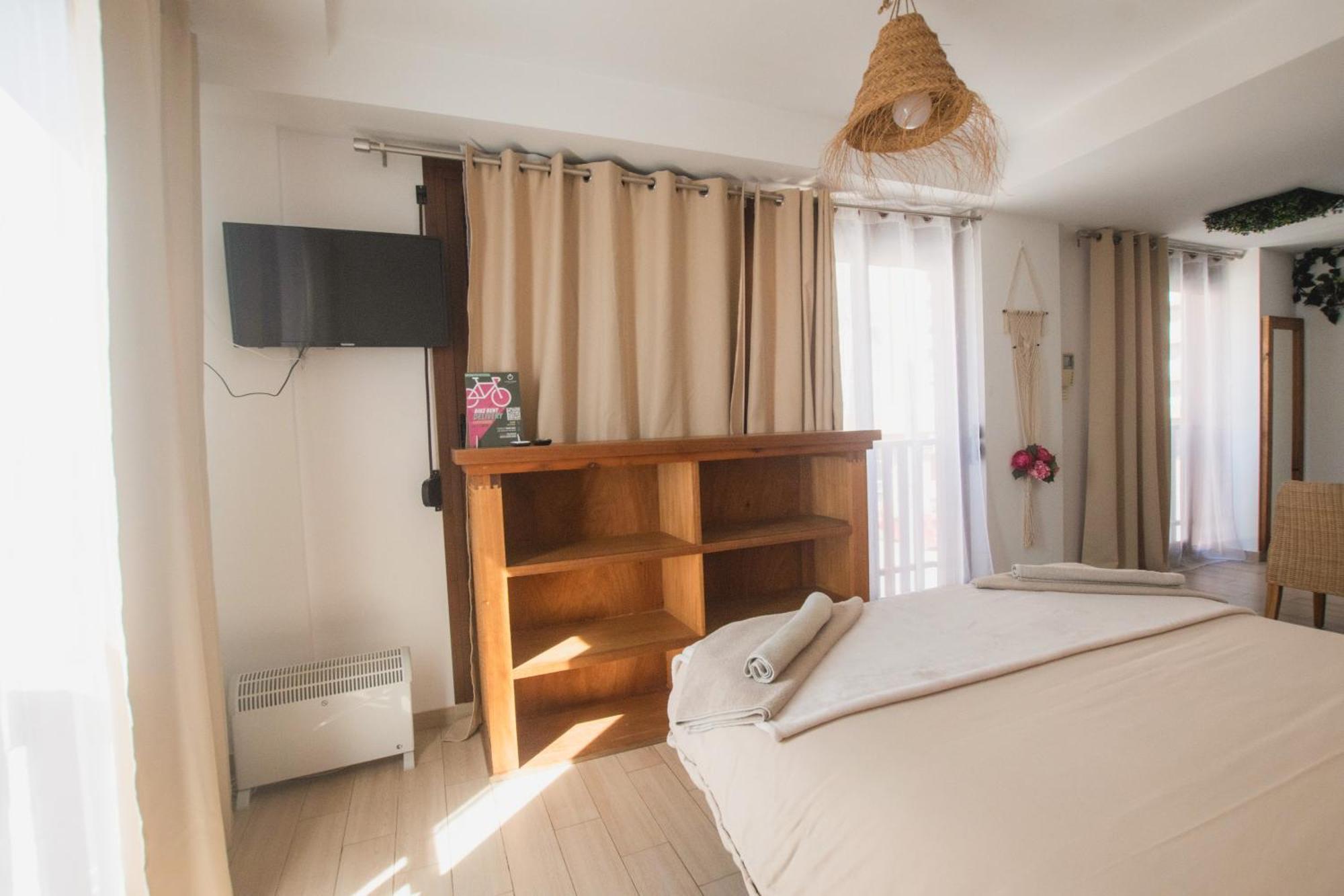 Banana Beach Patacona Rooms Alboraia Esterno foto